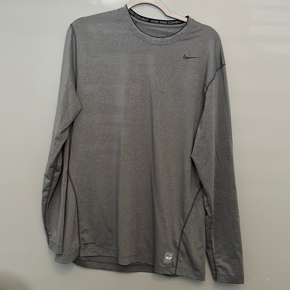 Gray fitted Nike dri-fit long sleeve shirt